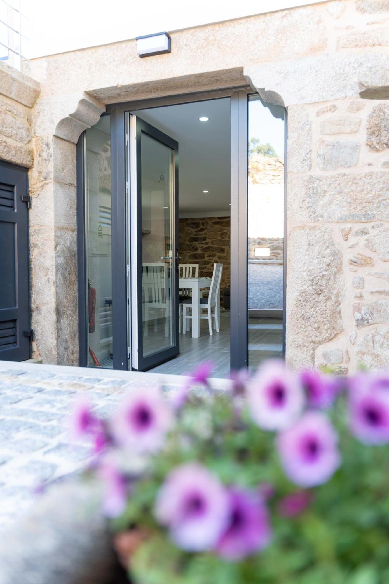 Guest House Taiao Valenca Bagian luar foto