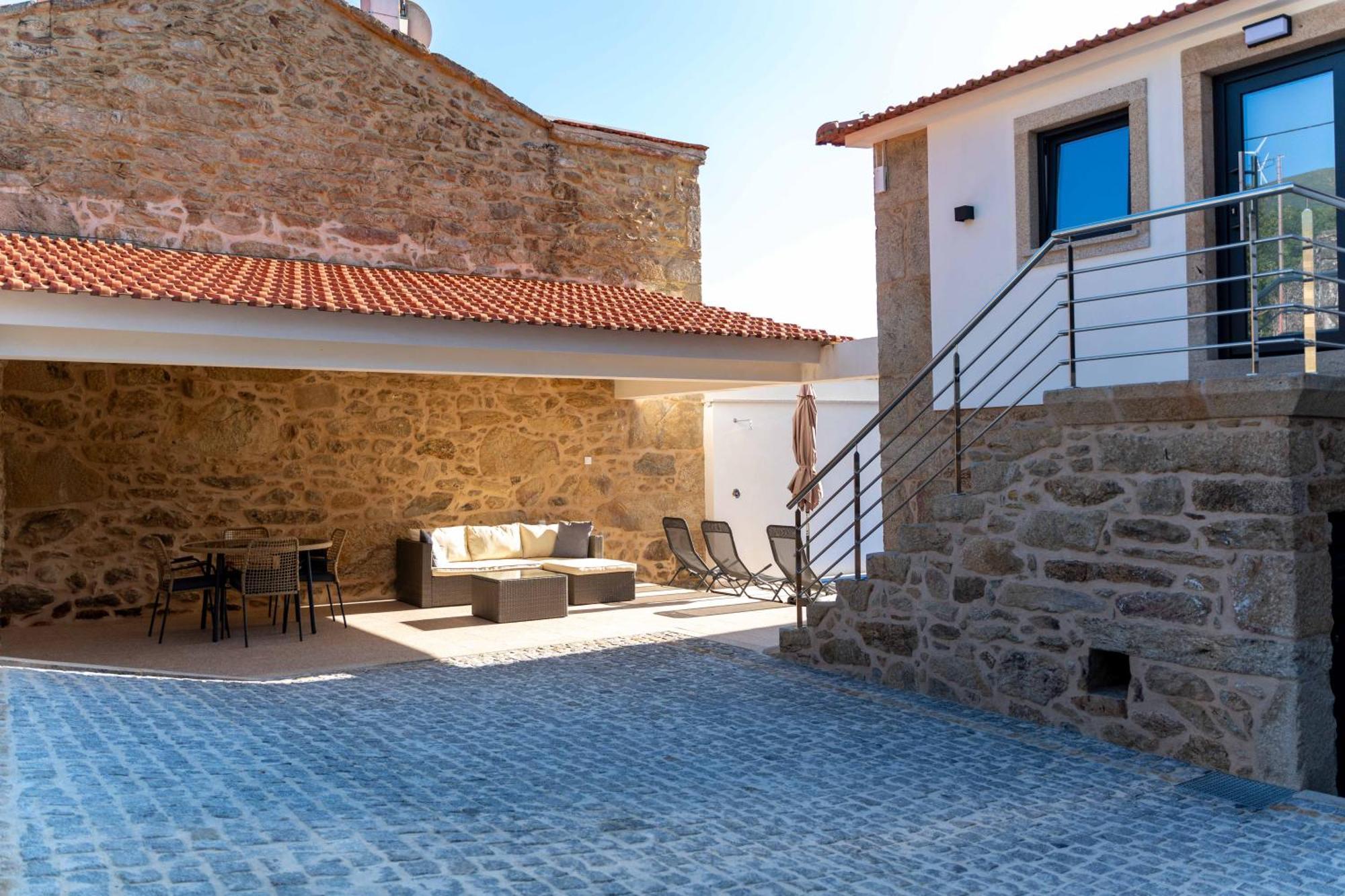 Guest House Taiao Valenca Bagian luar foto